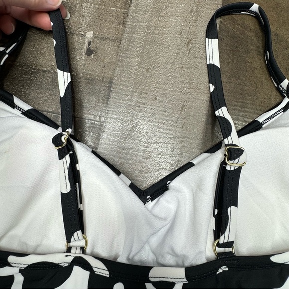 NWT Marimeeko for Target One Piece Swim Medium - Picture 7 of 13